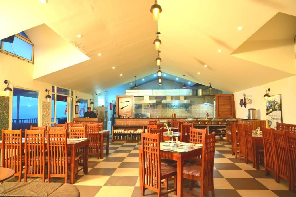 Aamod Resorts Dalhousie ! Luxury Cottage Resort Dış mekan fotoğraf