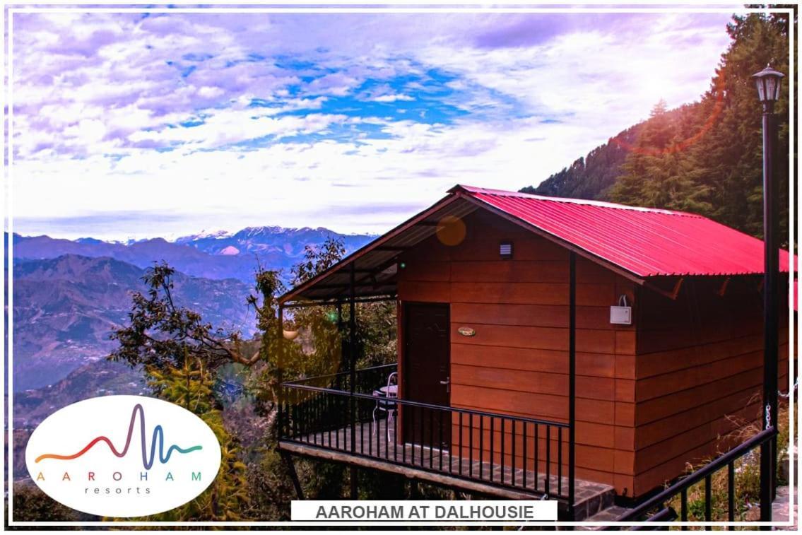Aamod Resorts Dalhousie ! Luxury Cottage Resort Dış mekan fotoğraf